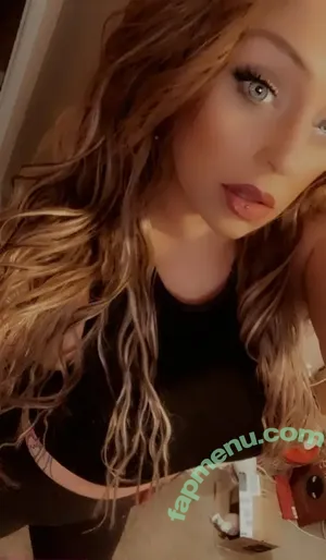 queeenbeee.91 / queen_beeee91 nude photo #0042