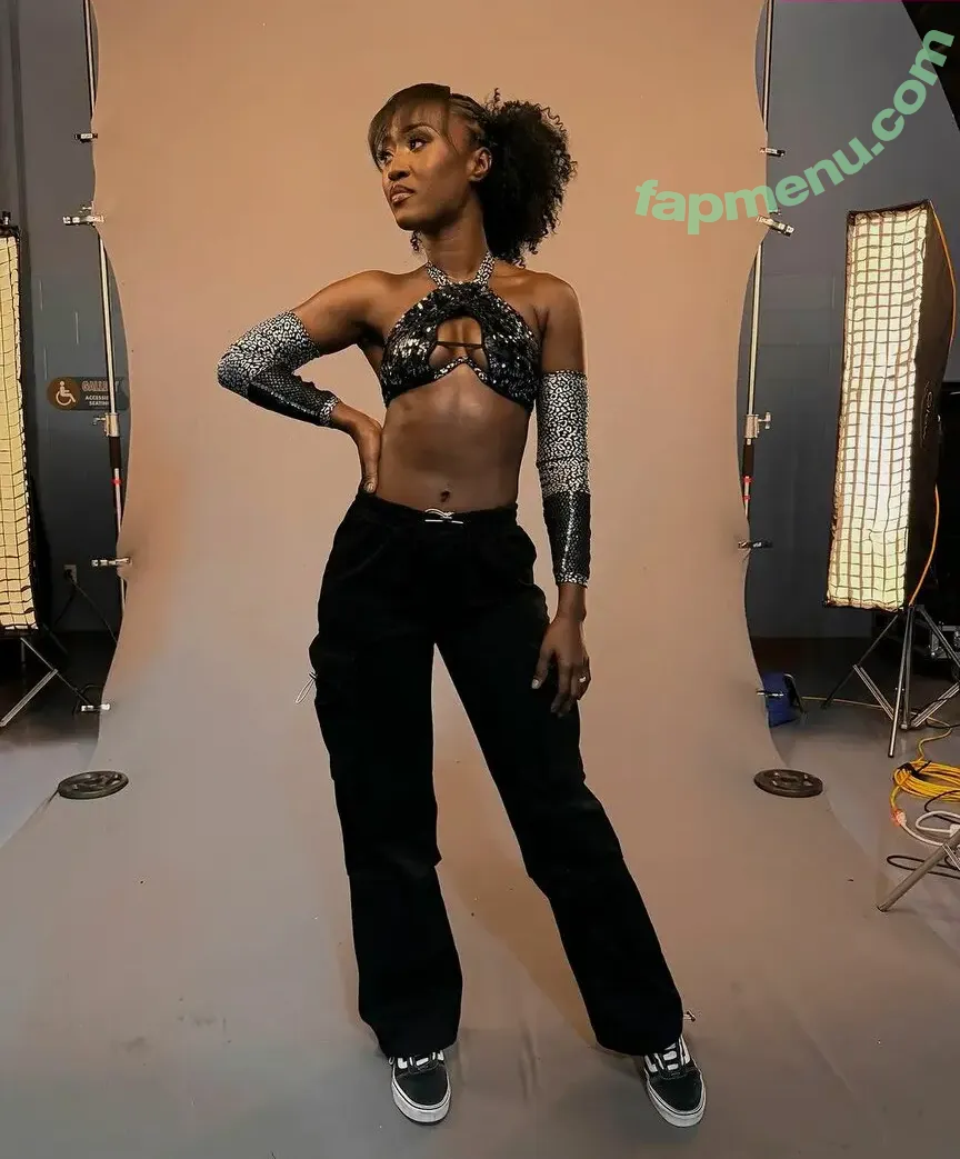 Queen Aminata nude photo #0055 (Queenaminata / amisylle / amisylle - AEW)