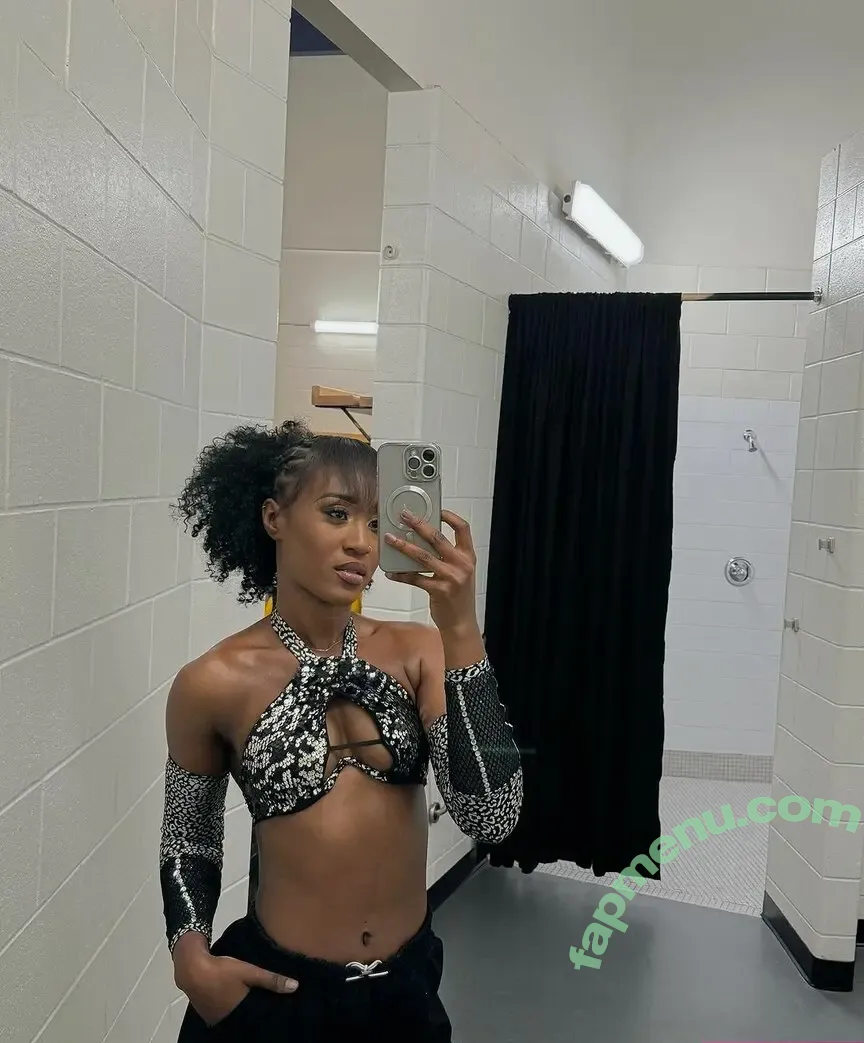 Queen Aminata nude photo #0056 (Queenaminata / amisylle / amisylle - AEW)