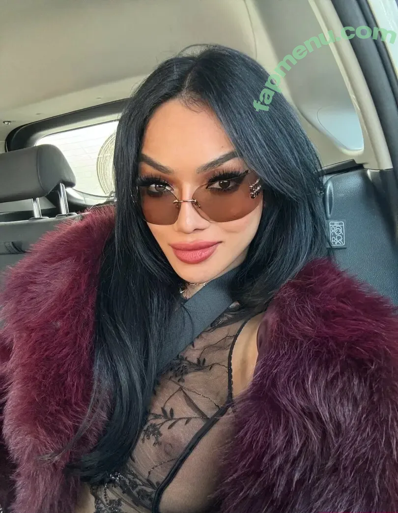 Queen Asian nude photo #0021 (asian.queeen / queenasian24)