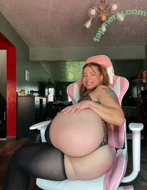 Queen_D / queen_d.official / queen_egirl27 nude photo #1131