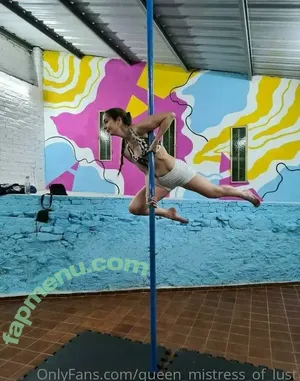 queen_mistress_of_lust / i_am_libragoddess nude photo #0053