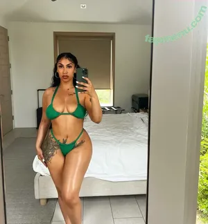 Queen Naija / queennaija nude photo #0004