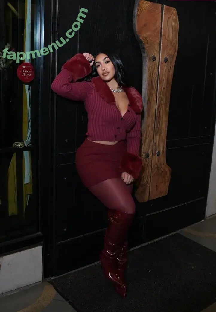 Queen Najia nude photo #0155 (queennaija)