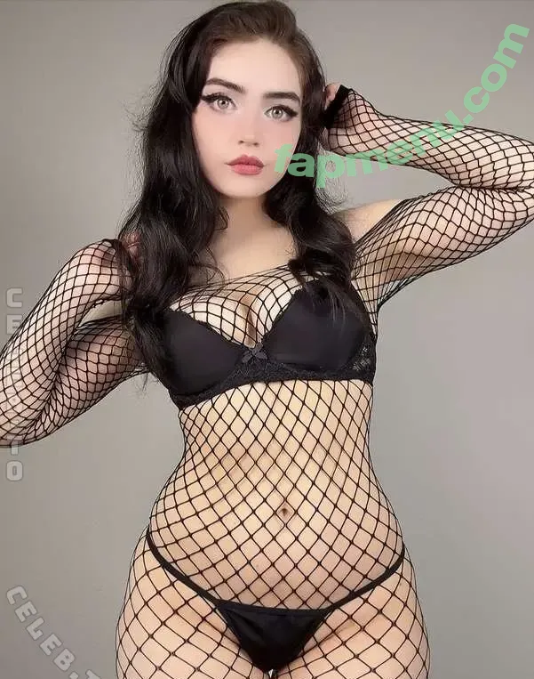 Queen Nephilim nude photo #0057 (queen.nephie / queen_nephilim / queennephie / queennephilim)