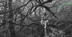 queen.of.atlantic / Robinson in Countryside / angelika.kravets / queen_atlantic nude photo #0153