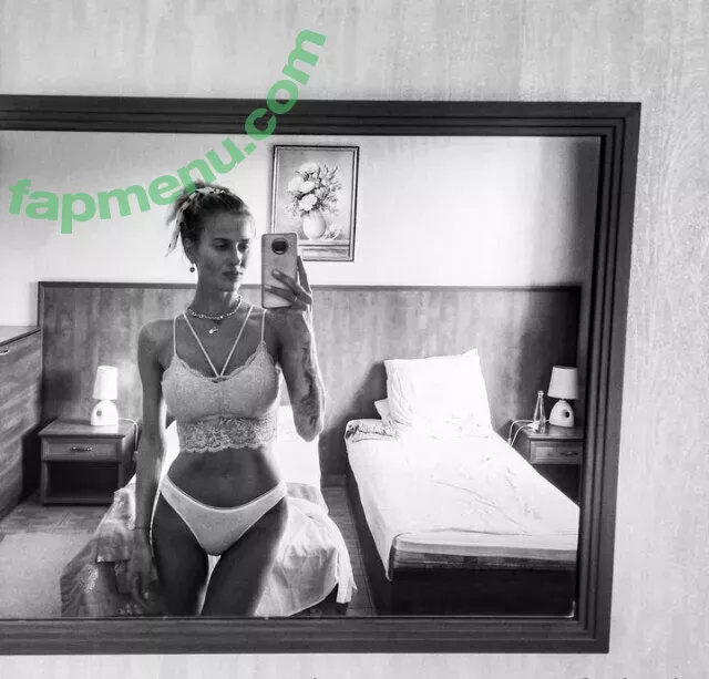 queen.of.atlantic nude photo #0015 (queen_atlantic)