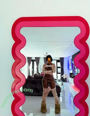 Queen_tahshaar / queen_tahshaaar / queen_tahshar nude photo #0400