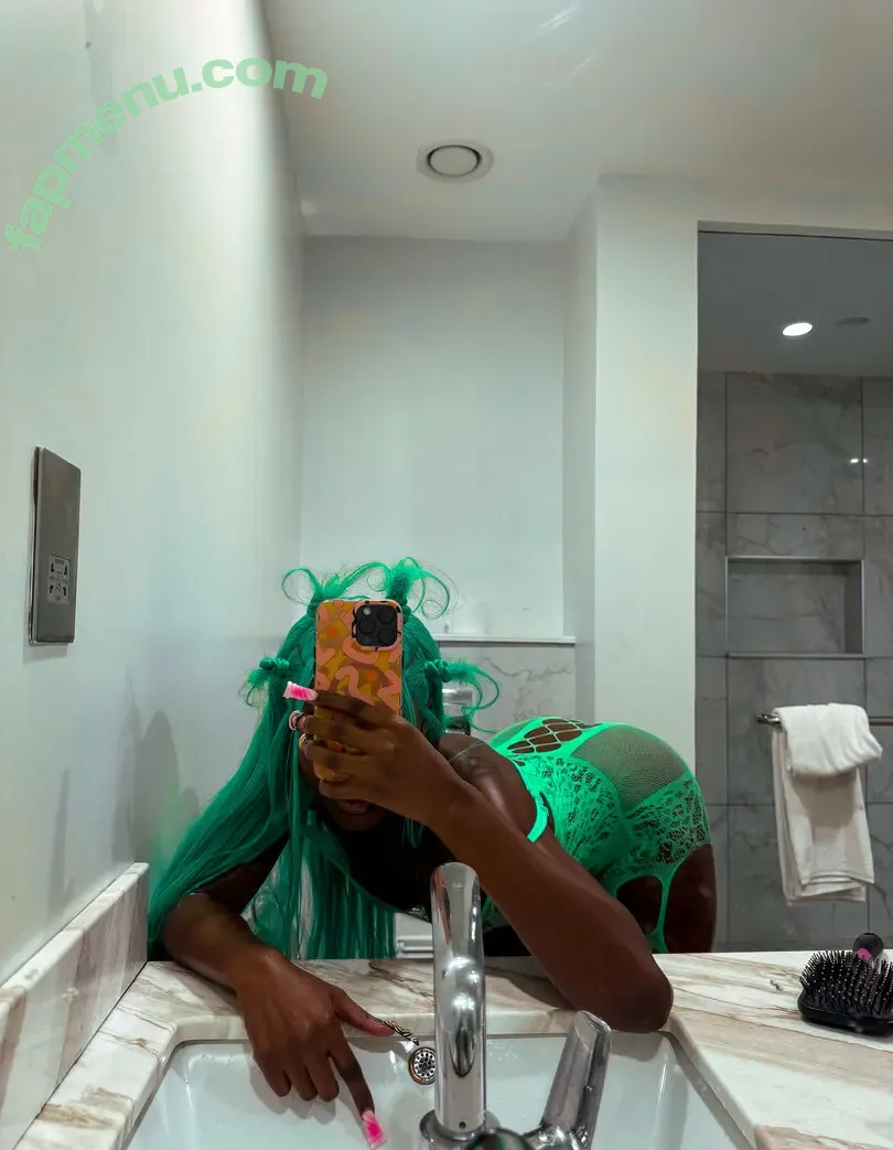 Queen_tahshaar nude photo #0338 (queen_tahshar)