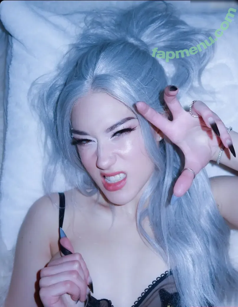 Queen Tofu nude photo #0229 (Tofu games / babytofu / tofu_games)