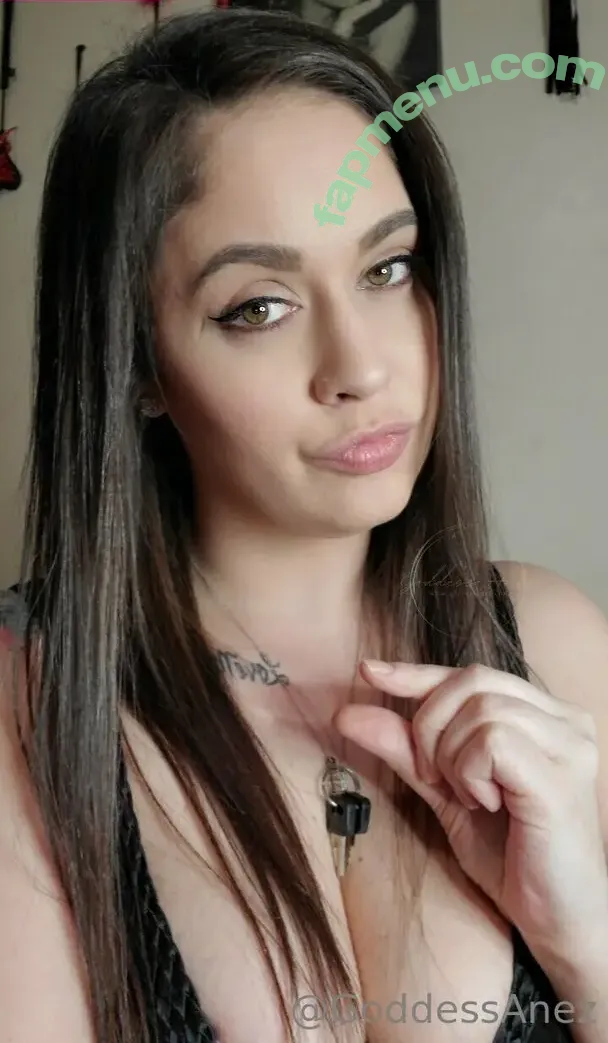 queenanez nude photo #0015 (queenanez)