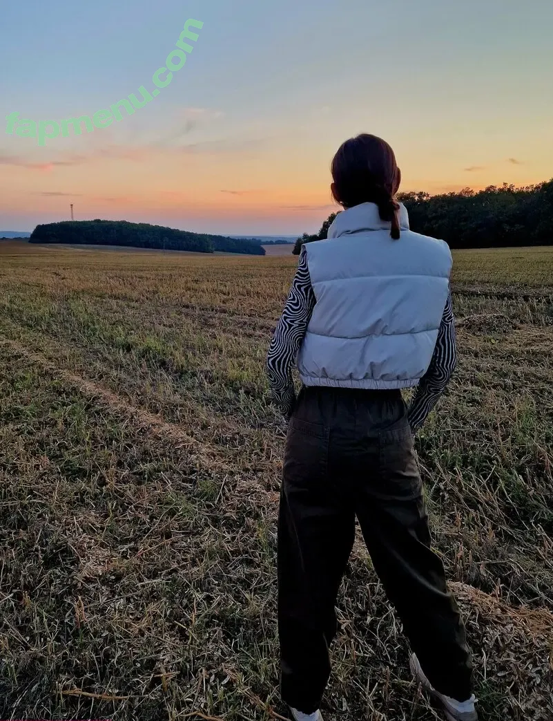 queenathenaxxx nude photo #0012 (queenathena)