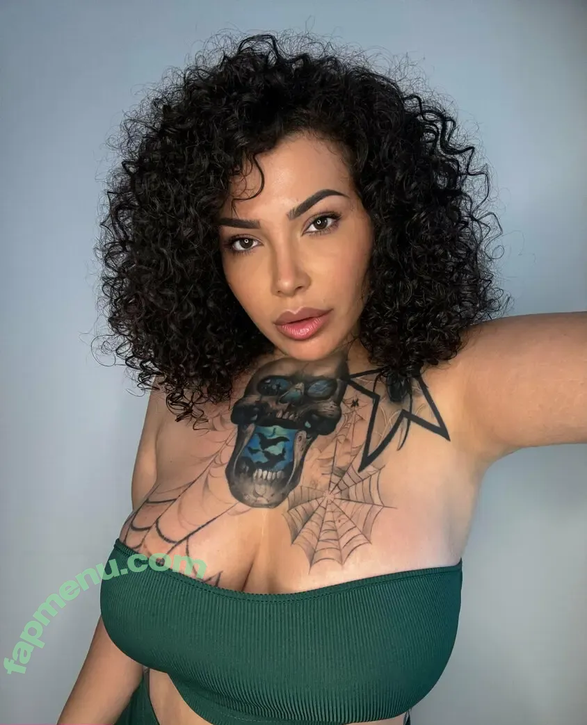 queenazita nude photo #0021 (queenazita)