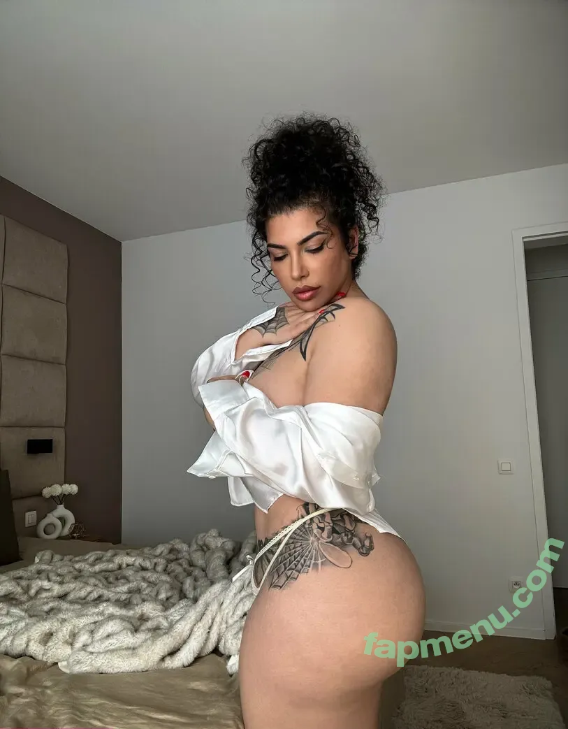 queenazita nude photo #0035 (queenazita)