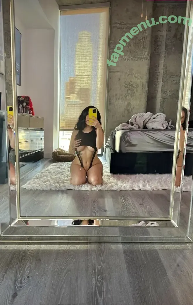Queenbrii69 nude photo #0002 (Queenbri / queeennbriii / queenbri69)