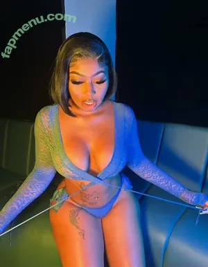 queenbrittanyb / mmg_queenjustbrittany nude photo #0012