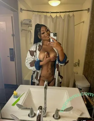 queenbrittanyb / mmg_queenjustbrittany nude photo #0014