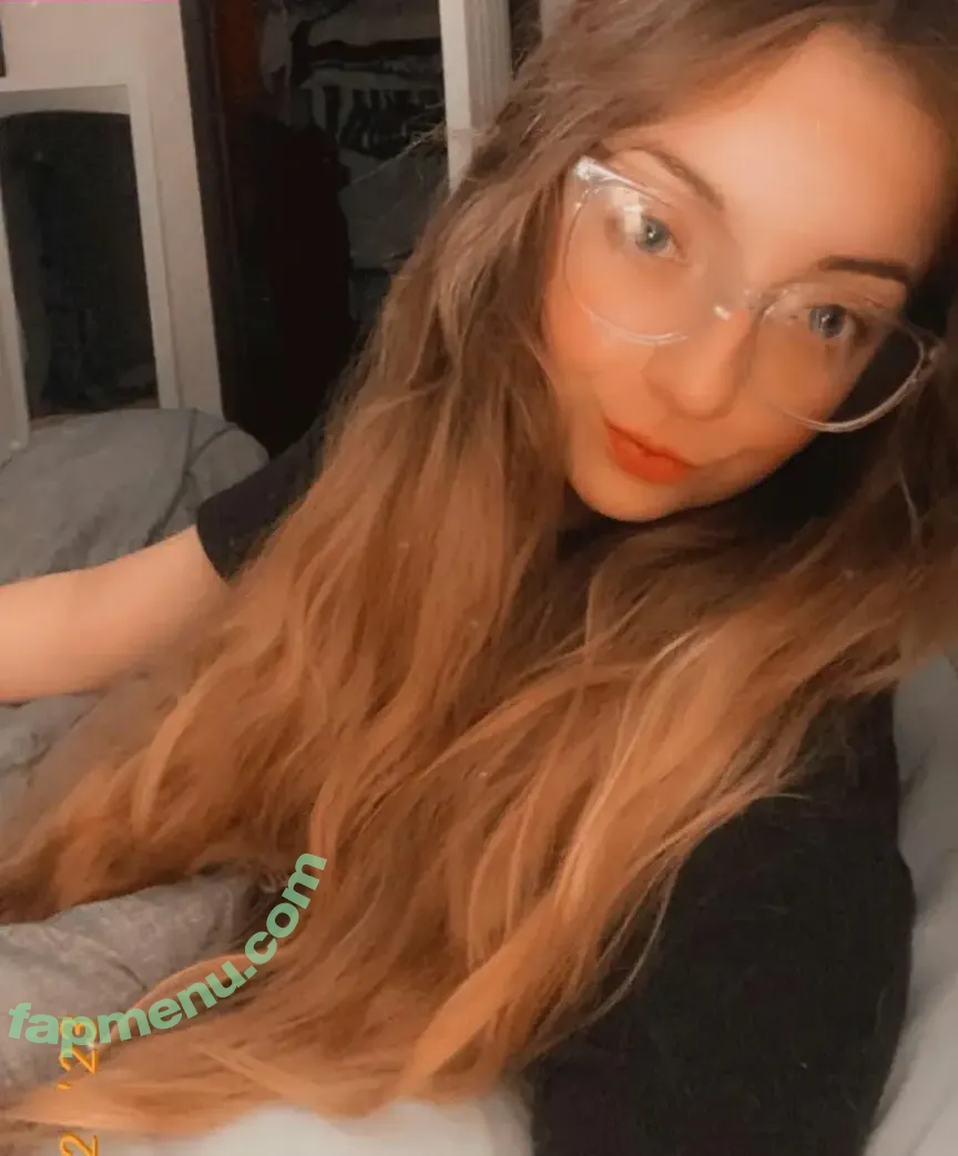 queencourtnizzle nude photo #0063 (queencourtnizzle)