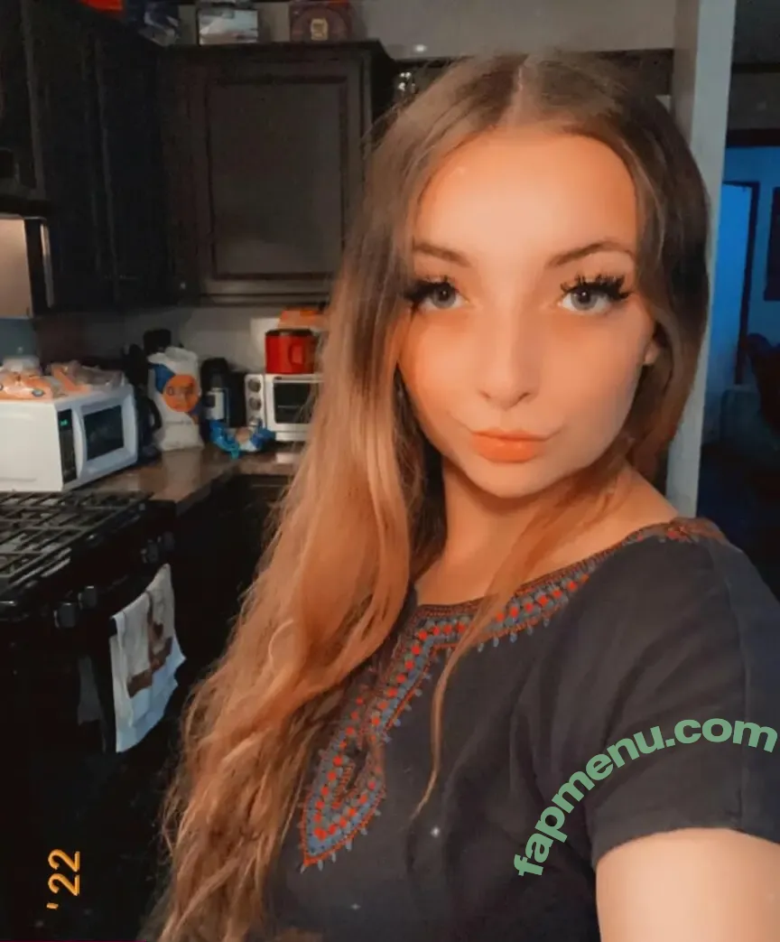 queencourtnizzle nude photo #0066 (queencourtnizzle)