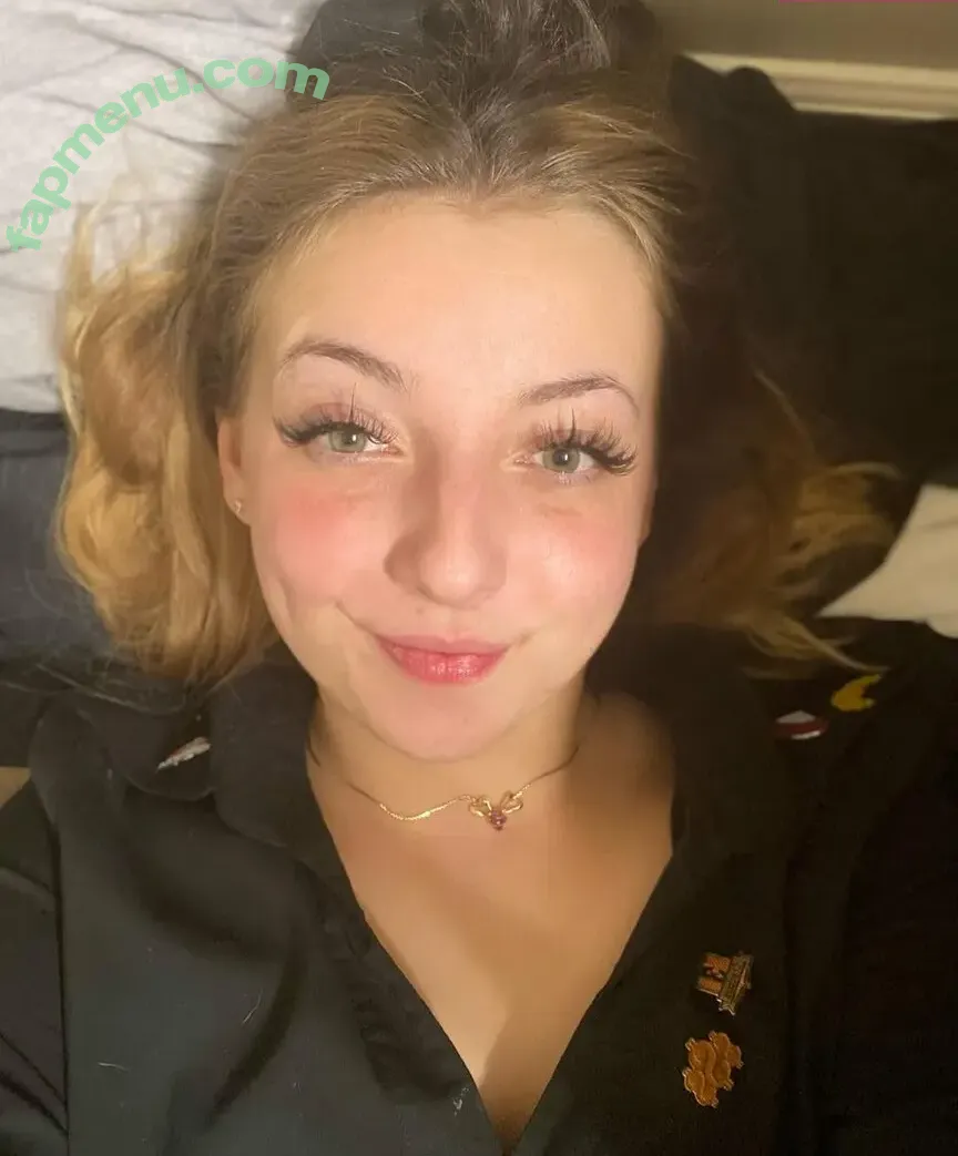 queencourtnizzle nude photo #0081 (queencourtnizzle)