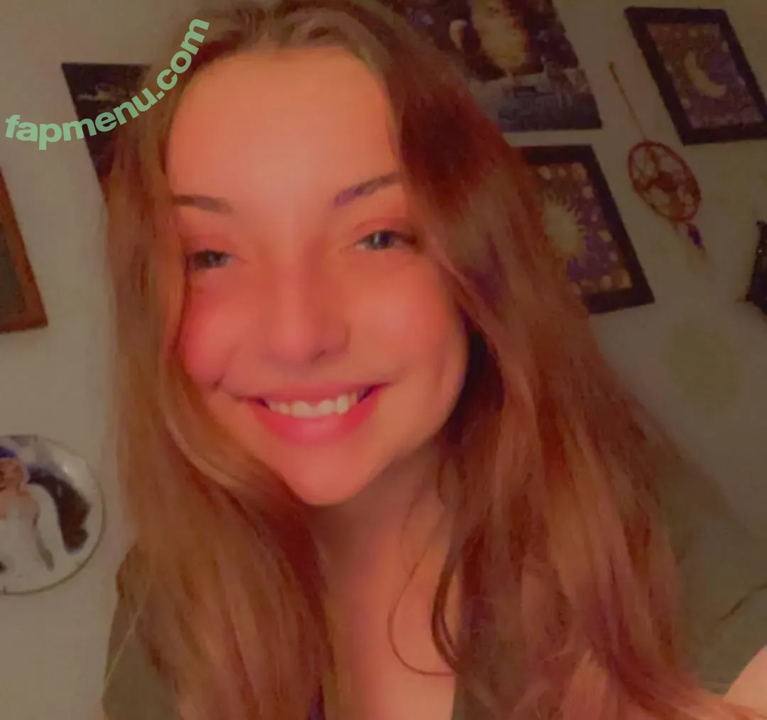 queencourtnizzle nude photo #0087 (queencourtnizzle)