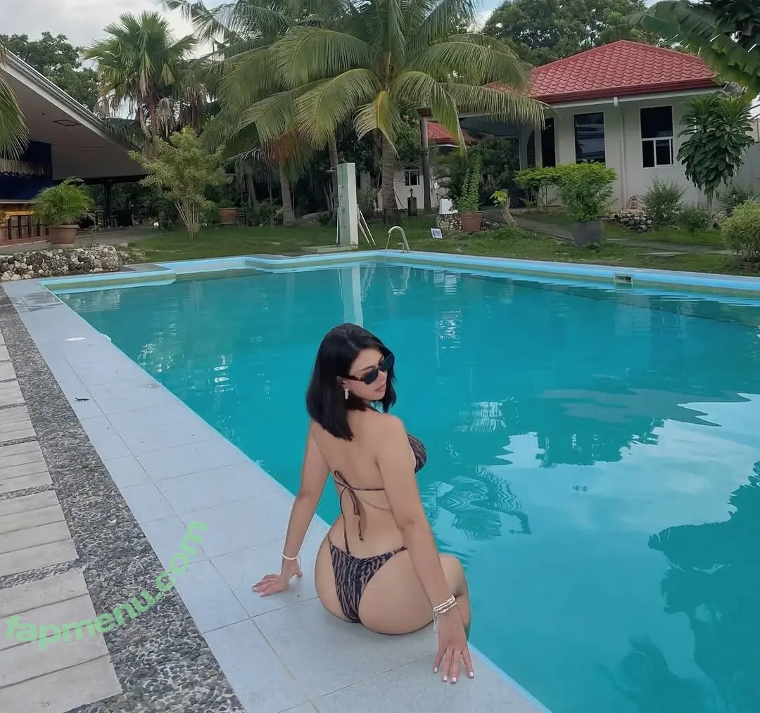 Queency Geollina nude photo #0090 (q.u.e.e.n.c.y)