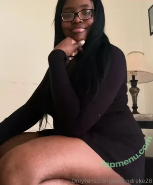  nude photo #0005