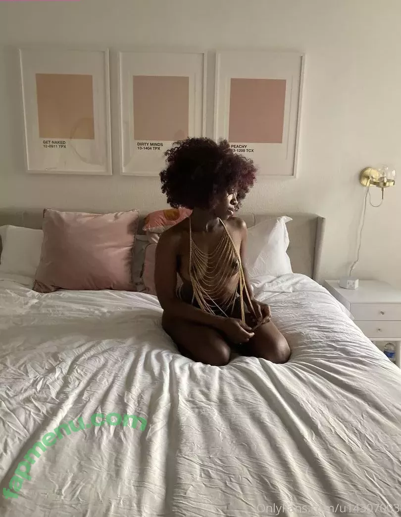 QueenFlexi nude photo #0009 (queenflexi_)