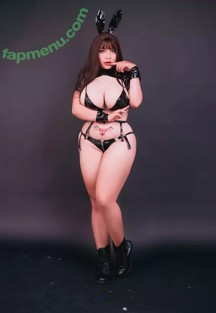 Queenie nude photo #0263 (QQueen / QueenieChuppy / queenie16_1)