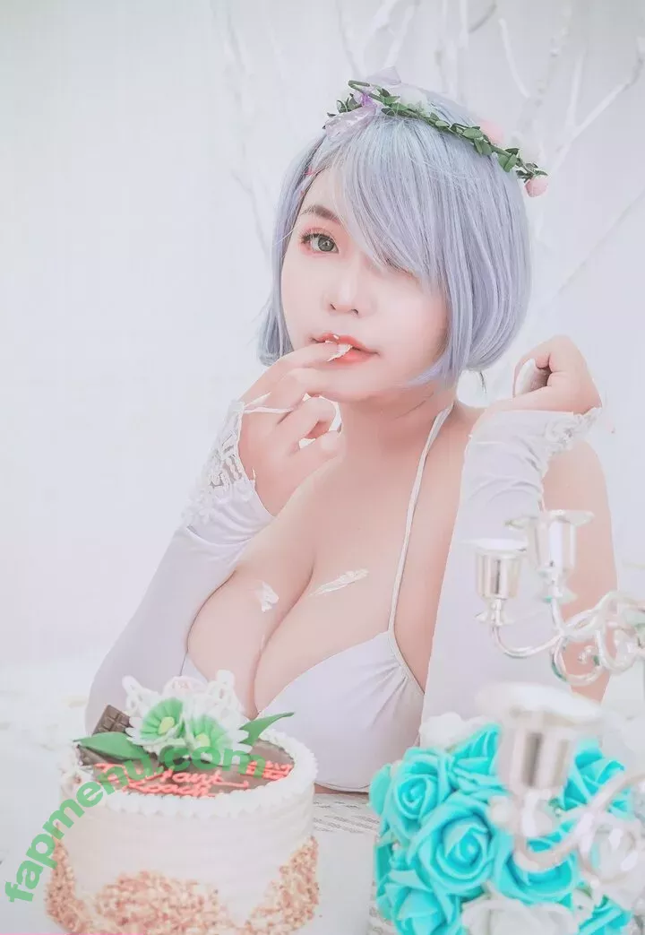 Queenie nude photo #0659 (QQueen / QueenieChuppy / queenie16_1)