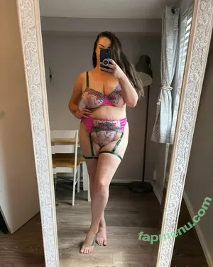 queenieohearts / queenie_o_hearts nude photo #0012