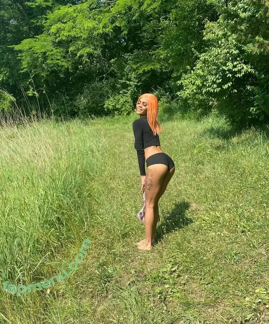 QueenJamie nude photo #0004 (prettygirllabelle / queenjamie2x)