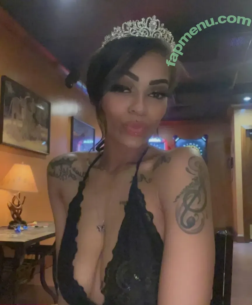 QueenJamie nude photo #0010 (prettygirllabelle / queenjamie2x)