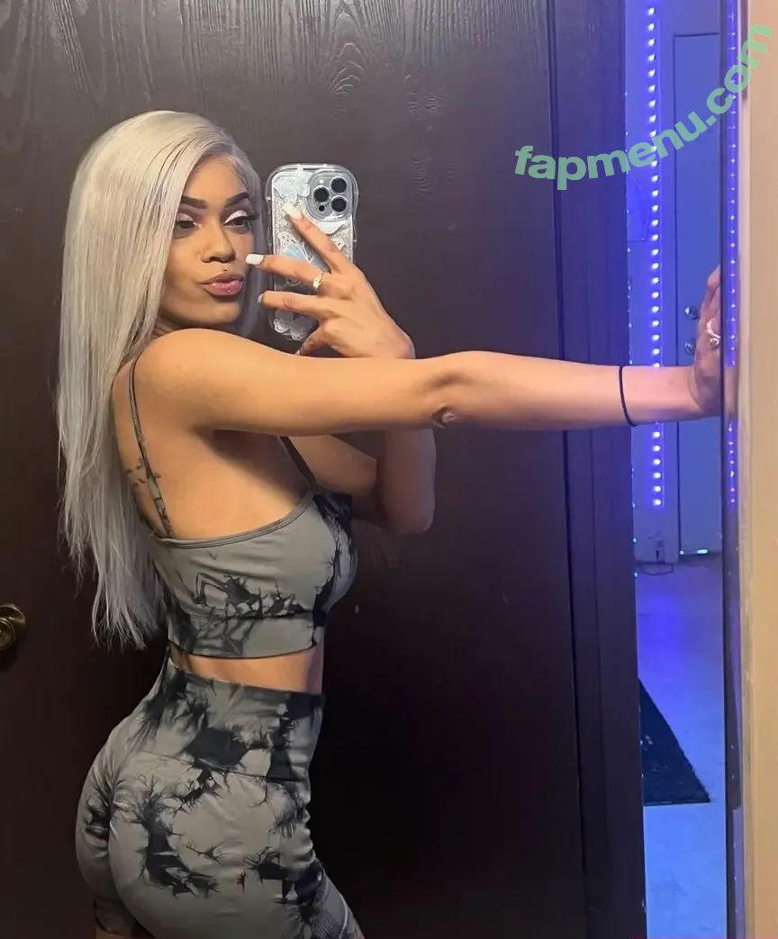 QueenJamie nude photo #0021 (prettygirllabelle / queenjamie2x)