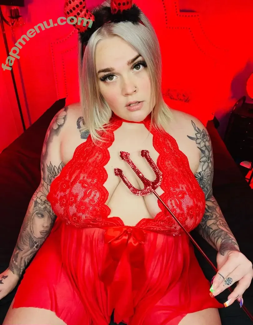 queenkaylxo nude photo #0160 (queenkaylxo)