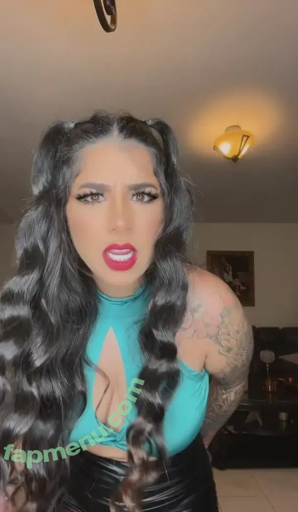 Queenmelmel_ nude photo #0003 (Queenmelmel_)