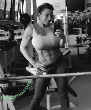 QueenMuscleBoobs nude photo #0028