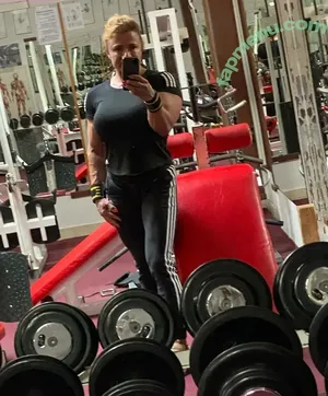 QueenMuscleBoobs nude photo #0029