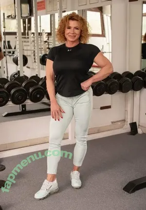 QueenMuscleBoobs nude photo #0041