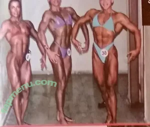 QueenMuscleBoobs nude photo #0052