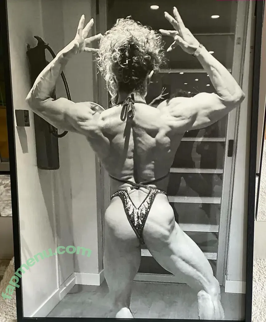 QueenMuscleBoobs nude photo #0049 (QueenMuscleBoobs)