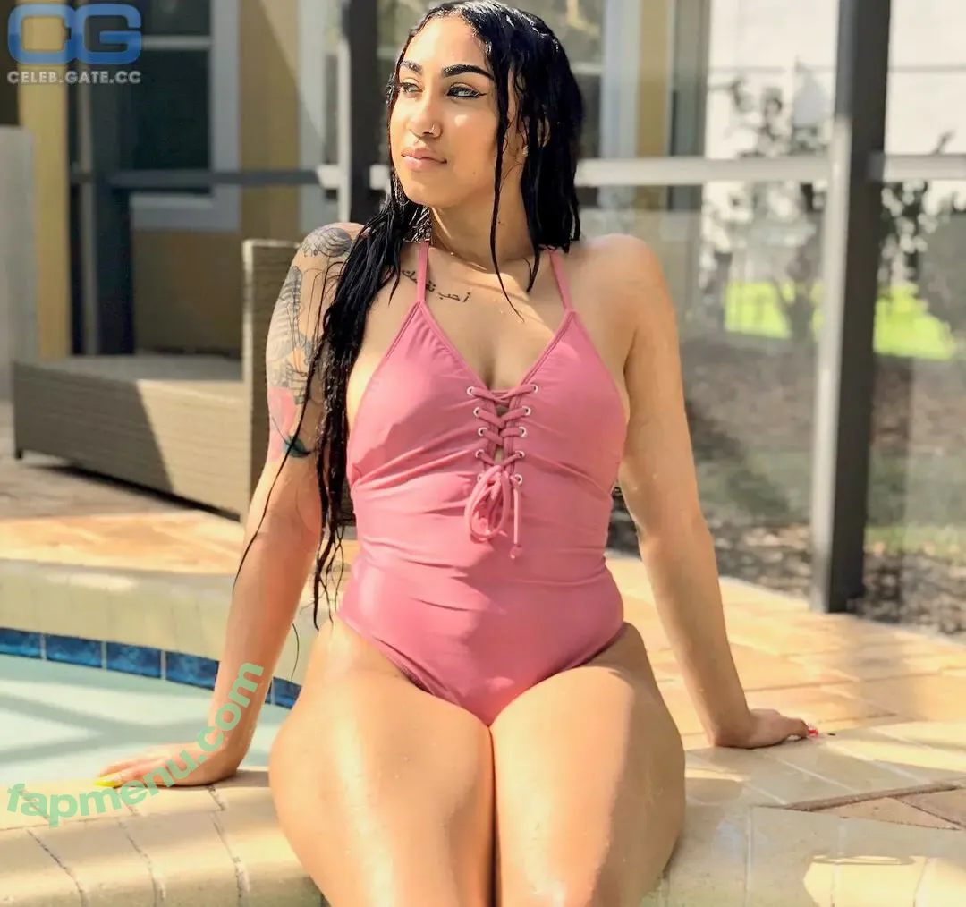 Queennaija nude photo #0006 (Queennaija)