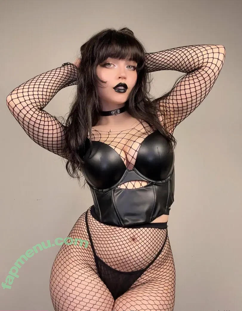 QueenNephilim nude photo #0279 (queen.nephie)