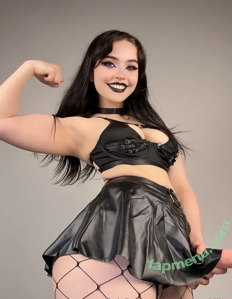 QueenNephilim nude photo #0305 (queen.nephie)