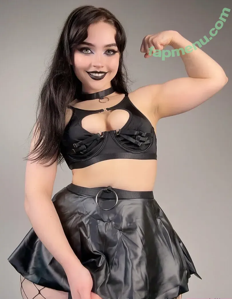 QueenNephilim nude photo #0308 (queen.nephie)