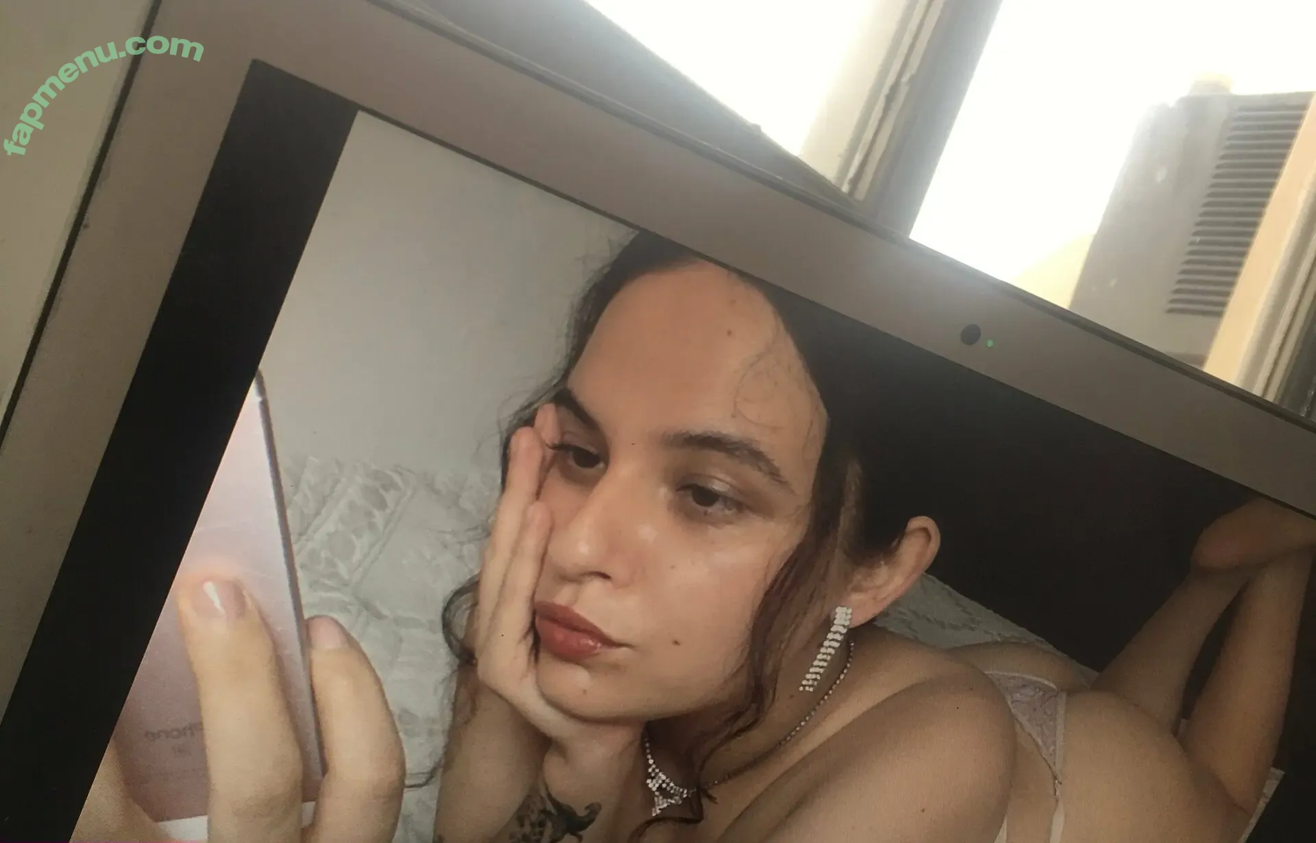 queenolii nude photo #0010 (queendomoliviaa)