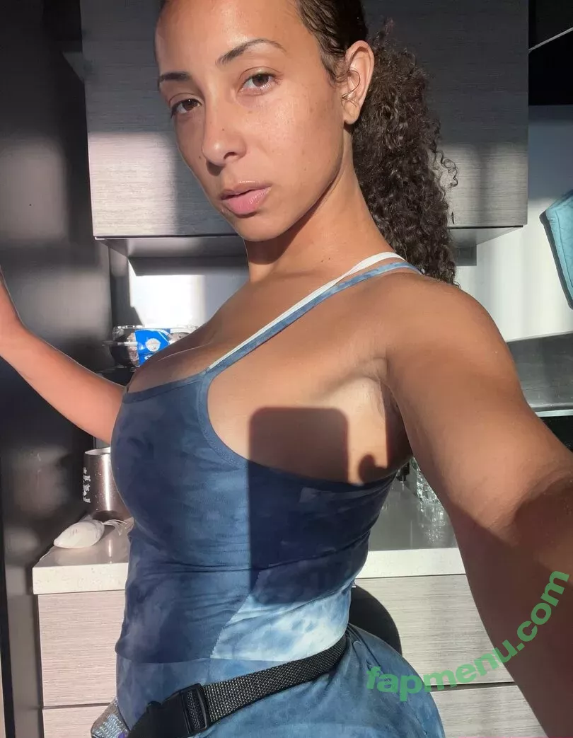 QueenSoTrill nude photo #0122 (QueenSoTrill)