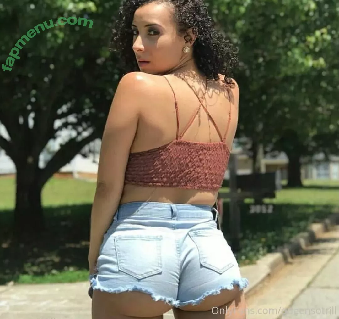 QueenSoTrill nude photo #0138 (QueenSoTrill)