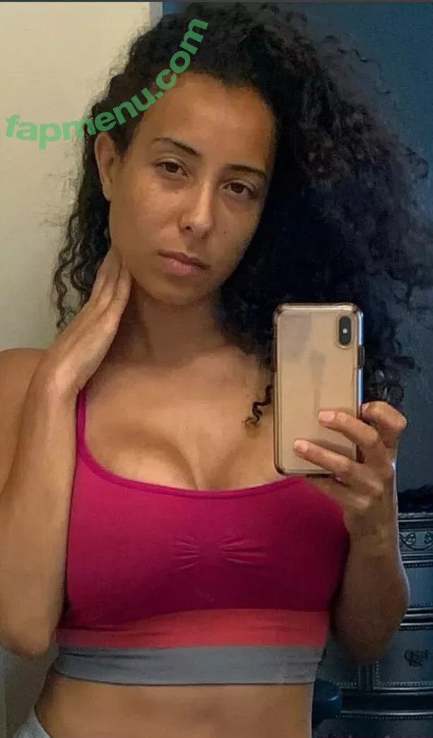 QueenSoTrill nude photo #0196 (QueenSoTrill)