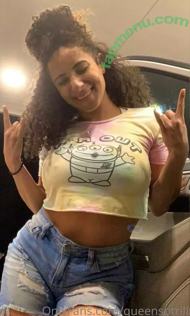 QueenSoTrill nude photo #0235 (QueenSoTrill)